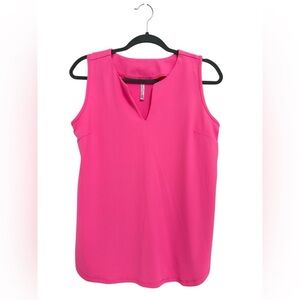 LULU B Sleeveless V Neck Top